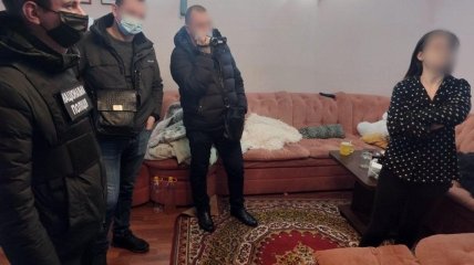 Задержание молодых людей в Краматорске