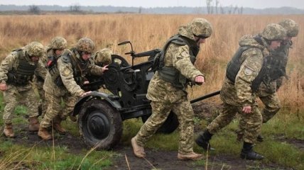 "Хлебное перемирие" на Донбассе: силы АТО обстреляли из минометов