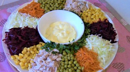 Салат "Веселка"