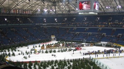 Рождественская гонка проходила на стадионе ФК "Шальке"