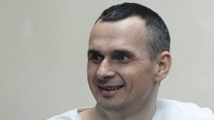 Российские тюремщики показали Сенцова