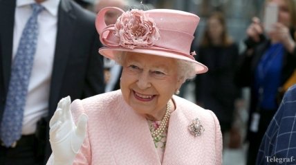 Что выбирают королевы: секреты королевского стиля Елизаветы II