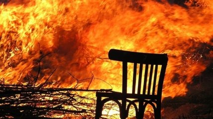 В Украине ужесточат ответственность за сжигание стерни: Зеленский подписал указ 