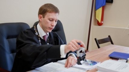 Суд запретил деятельность в Украине партии "Русское единство"