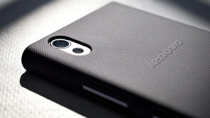 Lenovo готовится к выпуску первого раскладного смартфона