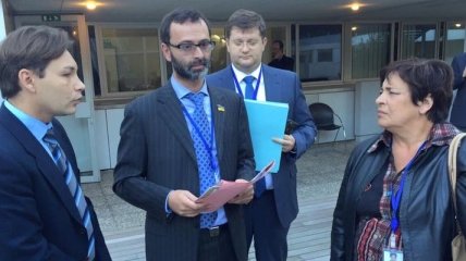 Депутата из Франции подозревают в незаконном визите в Крым