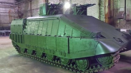 Глава МВД показал супермощный украинский танк "Азовец"