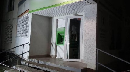 Взорвали банкомат и похитили деньги: в Харькове расследуют дерзкое преступление