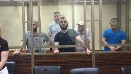 "Дело Хизб ут-Тахрир": Суд в РФ объявил приговор первой пятерке фигурантов 
