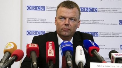 СЦКК обсудило с Хугом гуманитарные программы на Донбассе