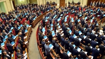 Стефанчук хочет сократить количество депутатов ВР