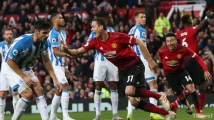 Погба помог Манчестер Юнайтед обыграть Хаддерсфилд