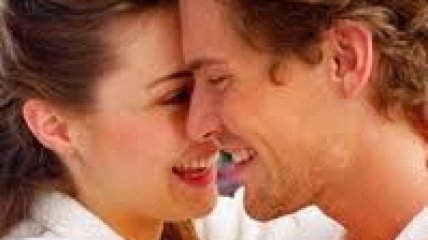 Низкий голос приносит мужчинам семейное счастье