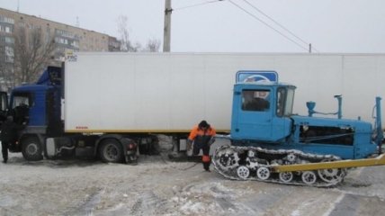 В четырех областях Украины возобновлено движение на дорогах - ГосЧС