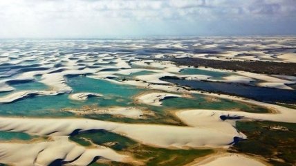 Ослепительные дюны и голубые лагуны Бразилии (Фото)