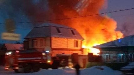 В России пожар в нелегальном пансионате для престарелых унес жизни семи человек (видео)