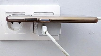 5 причин, почему зарядное устройство нагревается