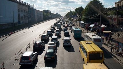 Движение в районе Шулявского моста ограничили на сутки 
