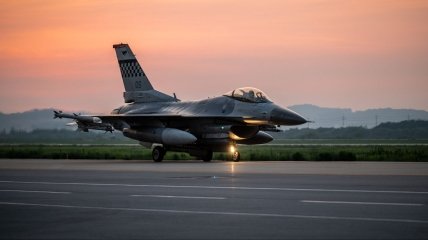 Україні передадуть винищувачі F-16