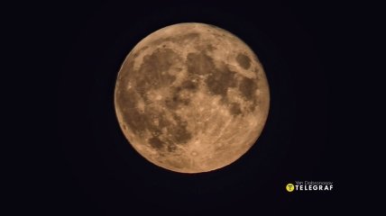 Повний місяць над Києвом 29 вересня