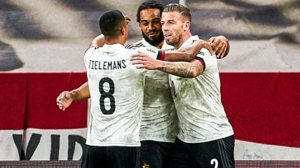 Трудовые голы Денайера и Мертенса - в обзоре матча Дания - Бельгия (Видео)