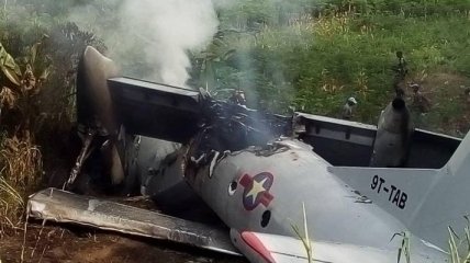 В Конго упал самолет с 68 пассажирами: чудом без жертв