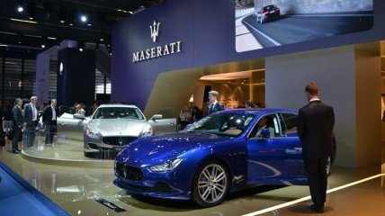 Франкфурт: Maserati Quattroporte Ermenegildo Zegna
