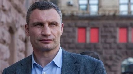 Вибух на Позняках: жителів багатоповерхівки запезпечать тимчасовим житлом