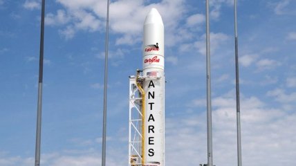Українські фахівці у США готують ракету "Антарес" до запуску