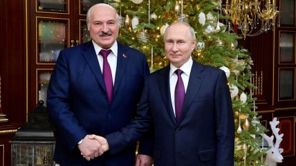 Визитом к Лукашенко путин заполняет инфопаузу перед новогодними праздниками