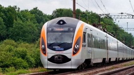 Украина запускает модернизированный поезд по маршруту Кишинев-Одесса