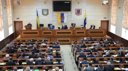 В Одесский областной совет прошли 6 политических партий