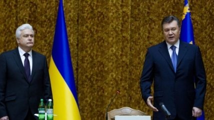 Янукович уволил главу СБУ