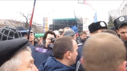 В Черкассах между участниками акции протеста произошла драка