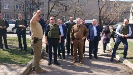 Премьер Литвы и глава МинВОТ посетили Авдеевку