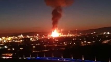 В Испании на заводе произошел мощный взрыв: погиб человек и восемь пострадали