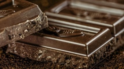 Медики рассказали о пользе темного шоколада