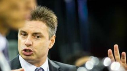 Соперник сборной Украины остался без главного тренера