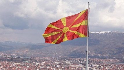 В Македонии задержали грузовик с полусотней мигрантов