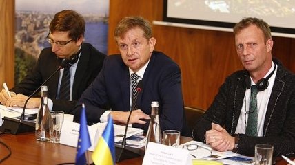 ЕС выделит средства для обеспечения безопасности на украинских дорогах