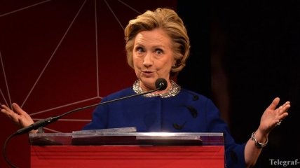Новую книгу Хиллари Клинтон назовут "Сложные решения"