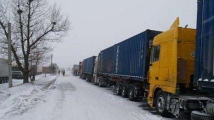 Непогода в Украине: в Николаевской области запретили движение грузовиков 