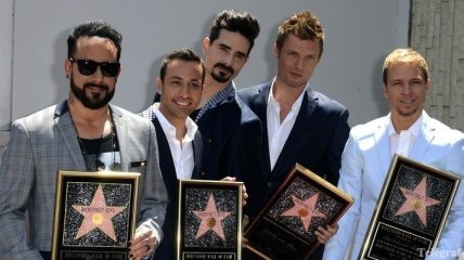 Backstreet Boys удостоились звезды на знаменитой "Аллее Славы"
