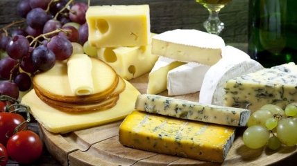 Медики рассказали, что сыр полезен для сердца