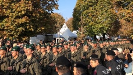 В Австрии проходят торжества по случаю национального праздника (Фото и видео)