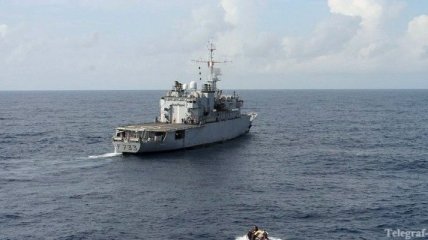 Лодку с почти тонной кокаина задержали французские ВМС