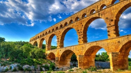 Древнеримский акведук (тематическое фото)