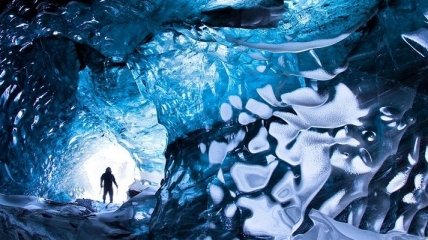 Таинственные ледяные пещеры (Фото)