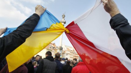 Польша поддерживает беженцев из Украины с первого дня войны