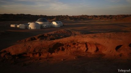 На Марсе нашли "признаки жизни": каменные образования, похожие на пасту